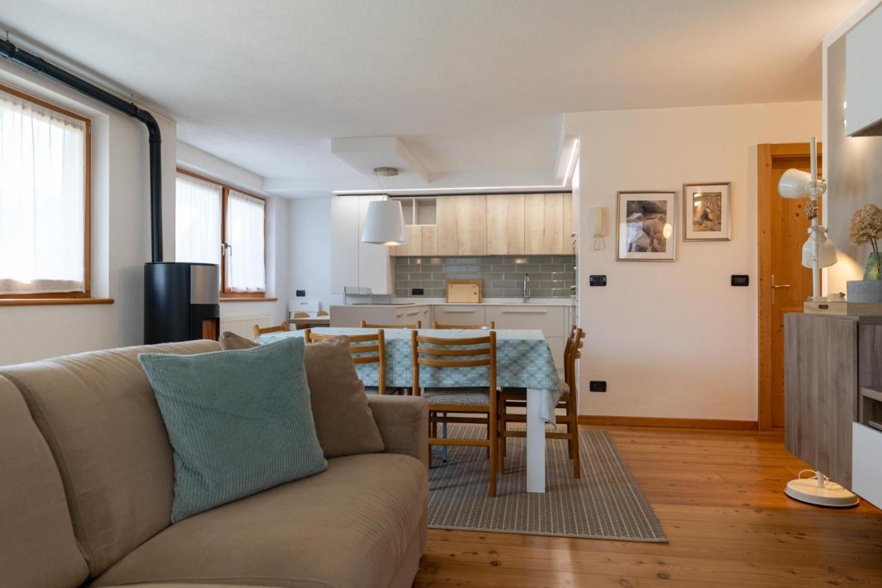 Casa Beba - Agenzia Dolomiti Affitti Apartment กาวาเลเซ ภายนอก รูปภาพ